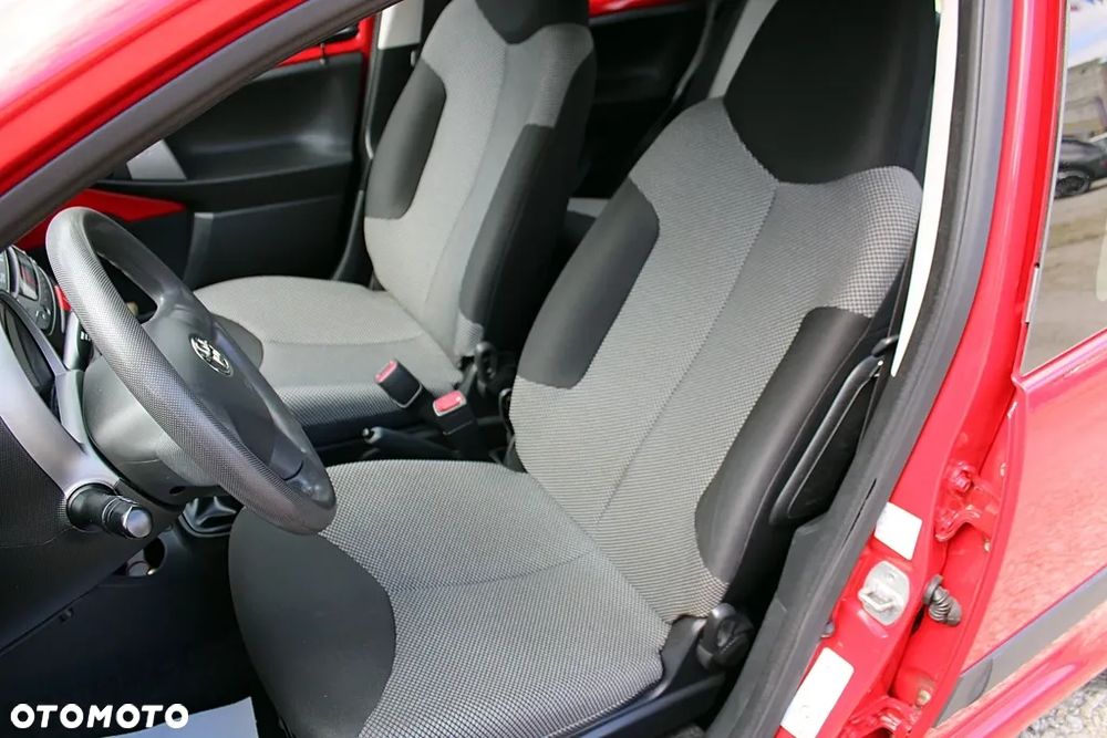 Toyota Aygo - 16