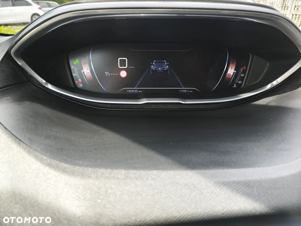 Peugeot 3008 BlueHDi 150 Stop & Start Business-Line - 12