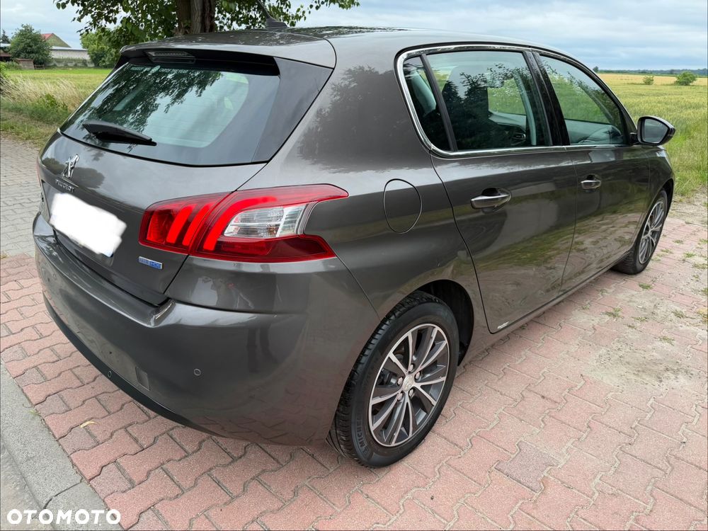 Peugeot 308 BlueHDi FAP 120 Stop&Start Winter Edition - 4