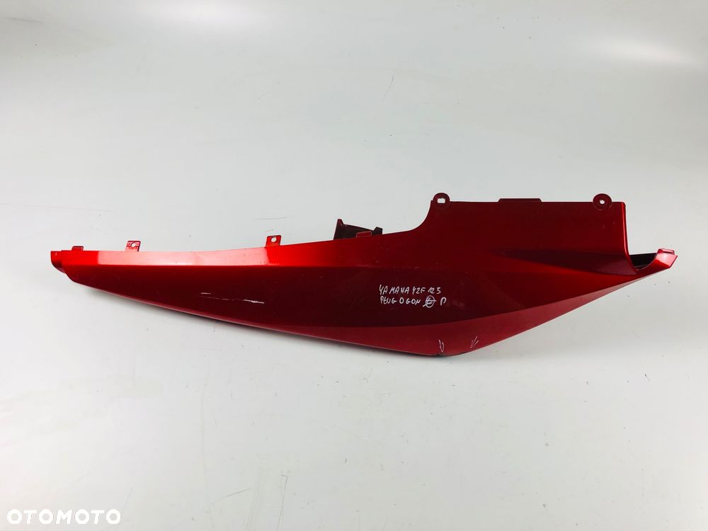 Yamaha YZF 125 08-18 ogon zadupek prawy owiewka - 1
