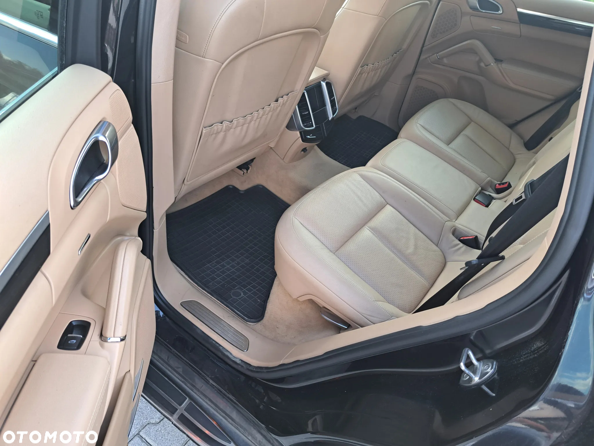 Porsche Cayenne S Hybrid - 3