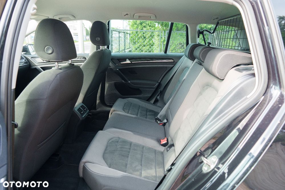 Volkswagen Golf 1.5 TSI ACT (BlueMotion Technology) DSG Highline - 20