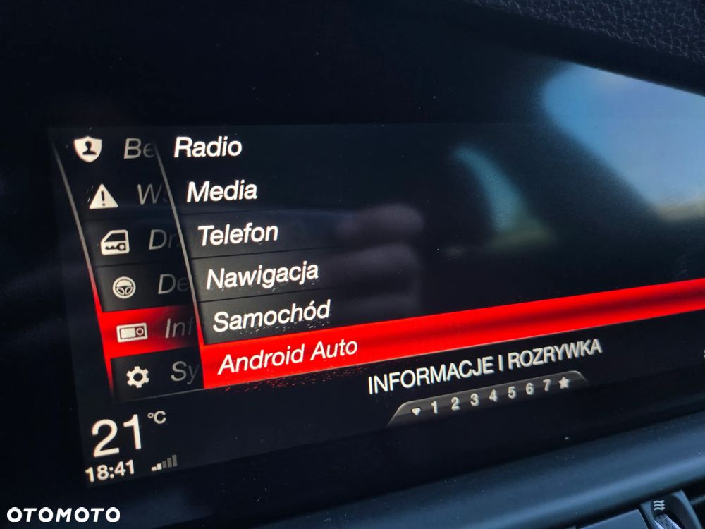 Alfa Romeo Giulia 2.0 Turbo 16V AT8 Veloce Ti - 39