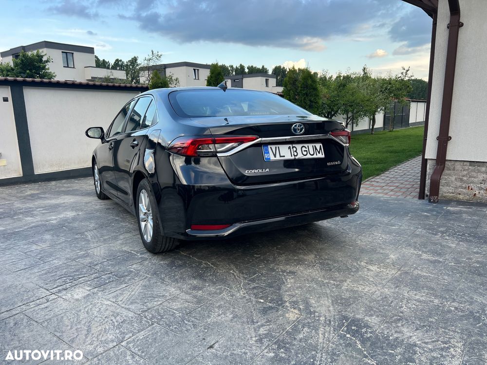 Toyota Corolla - 4