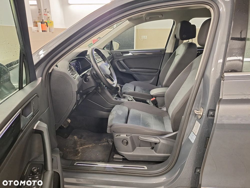 Volkswagen Tiguan 2.0 TDI SCR 4MotION DSG Elegance - 15