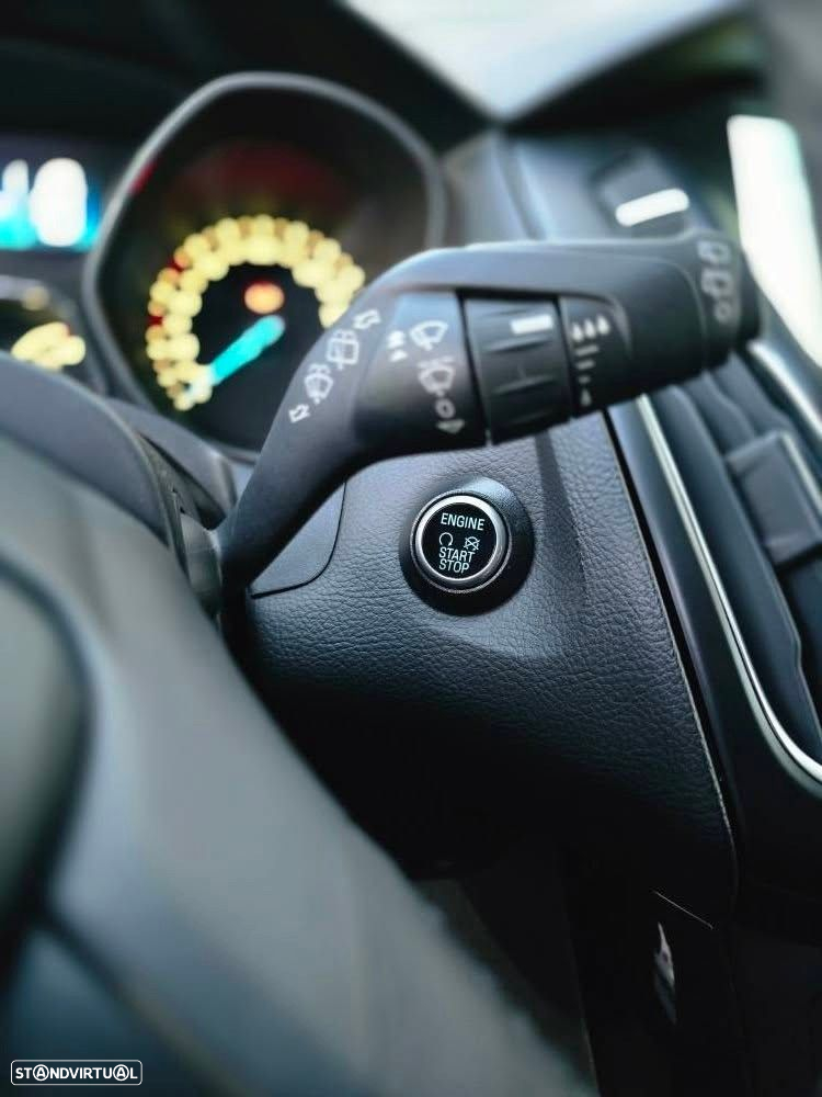 Ford Focus SW - 16