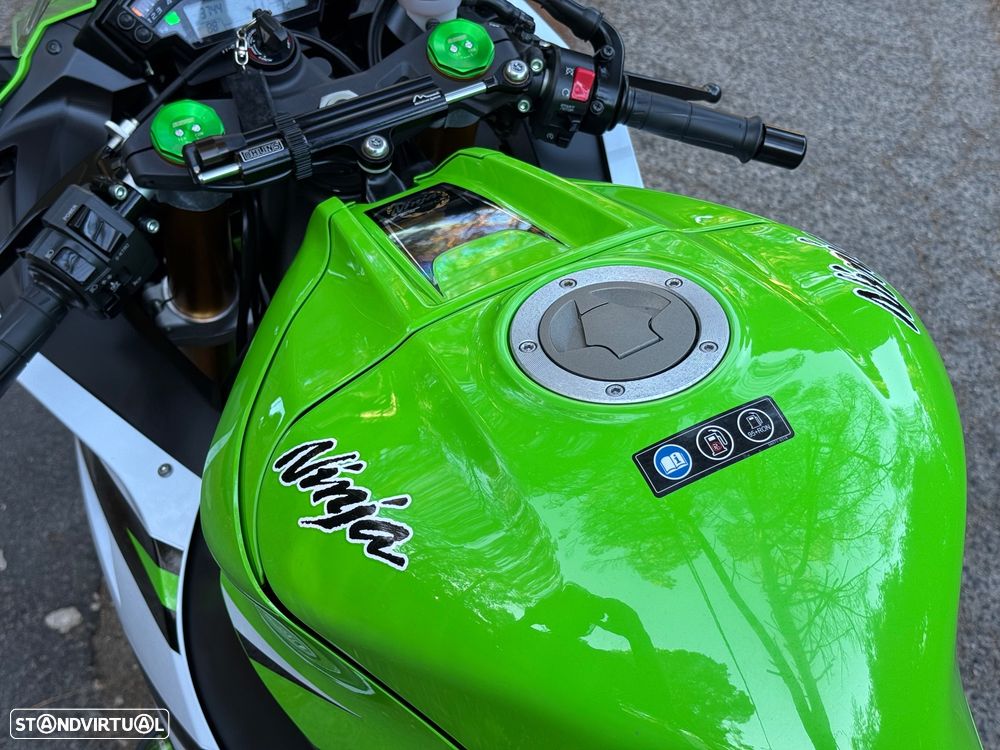 Kawasaki ZX 10 R Aniversario - 34