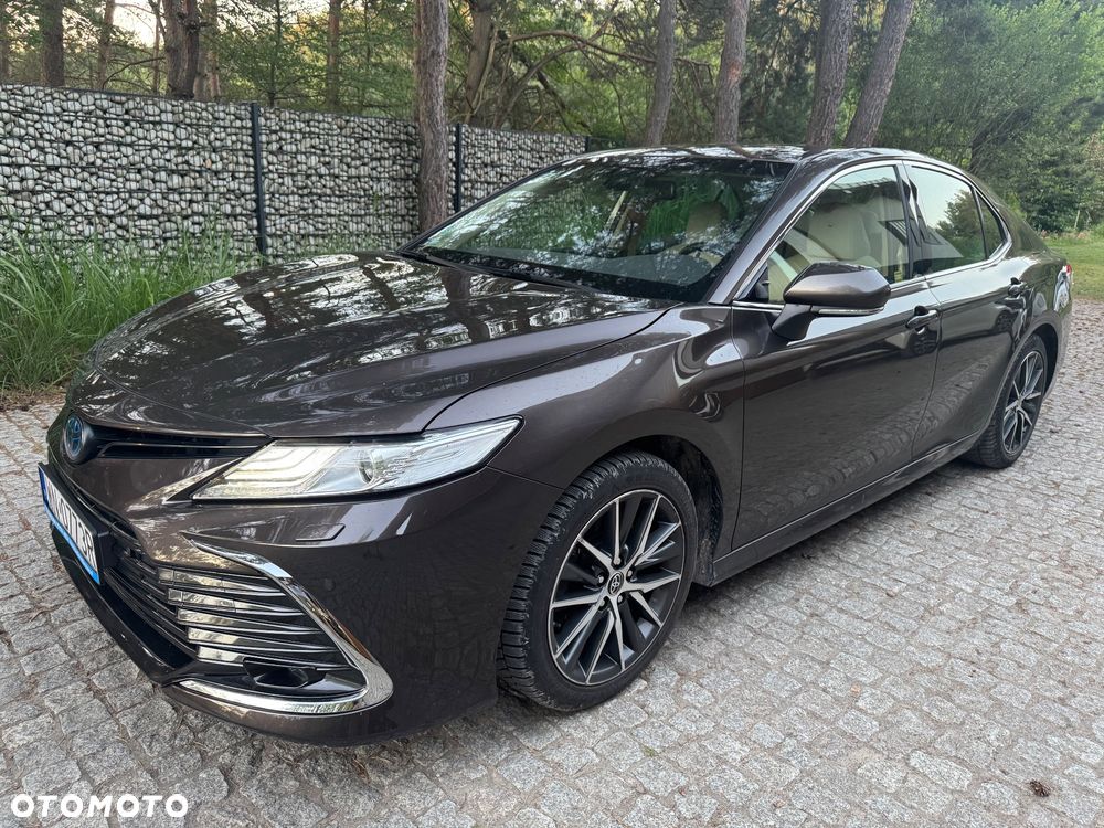 Toyota Camry 2.5 Hybrid Executive CVT - 1