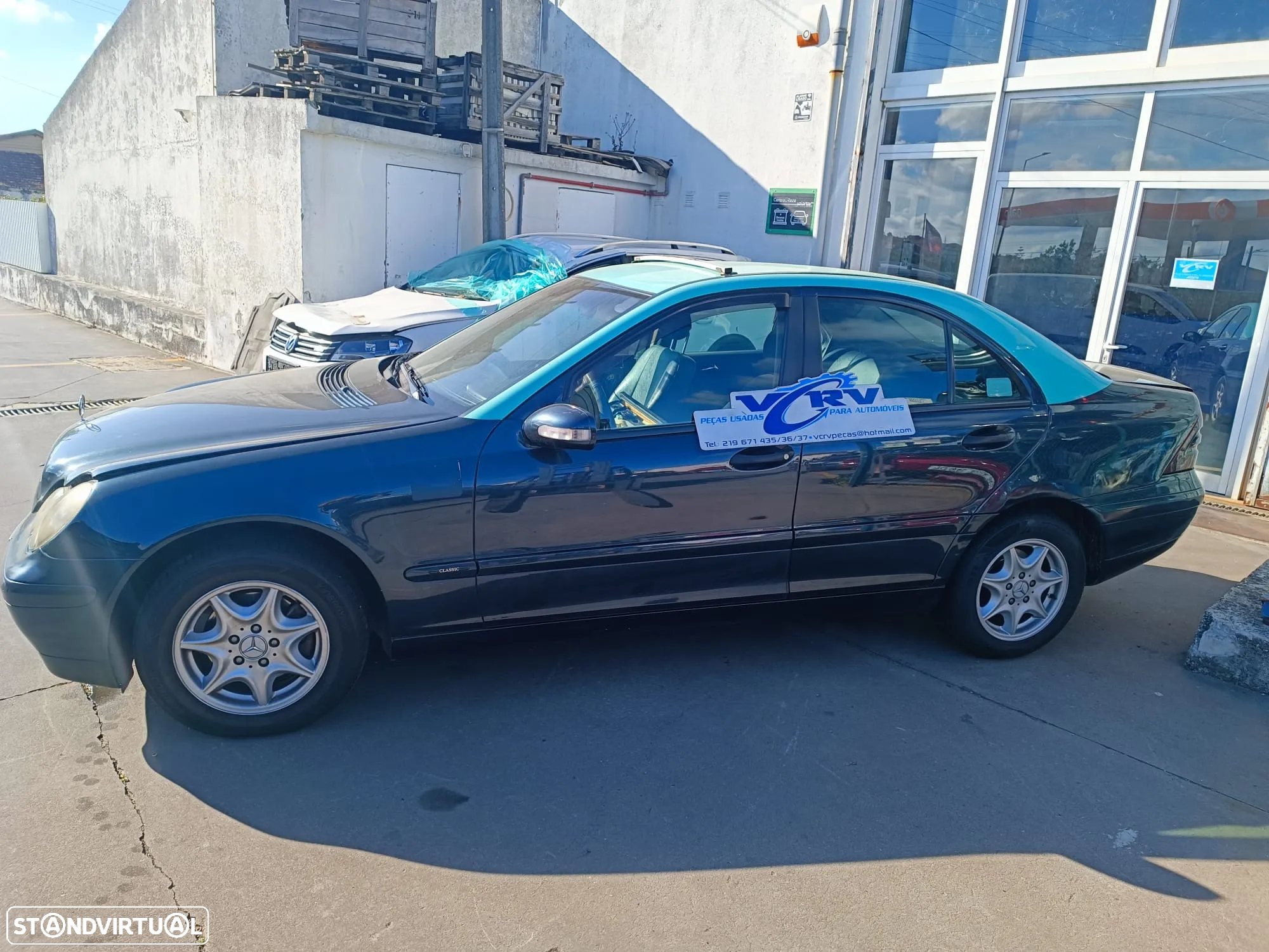 Mercedes C220cdi C203 - Viatura para peças - 4