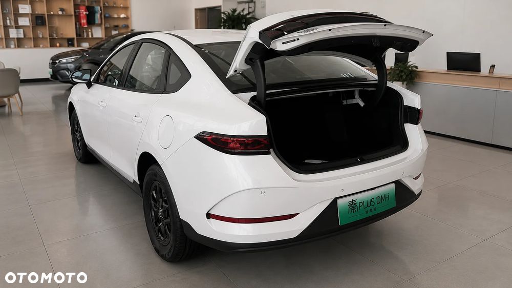 BYD Qin - 4