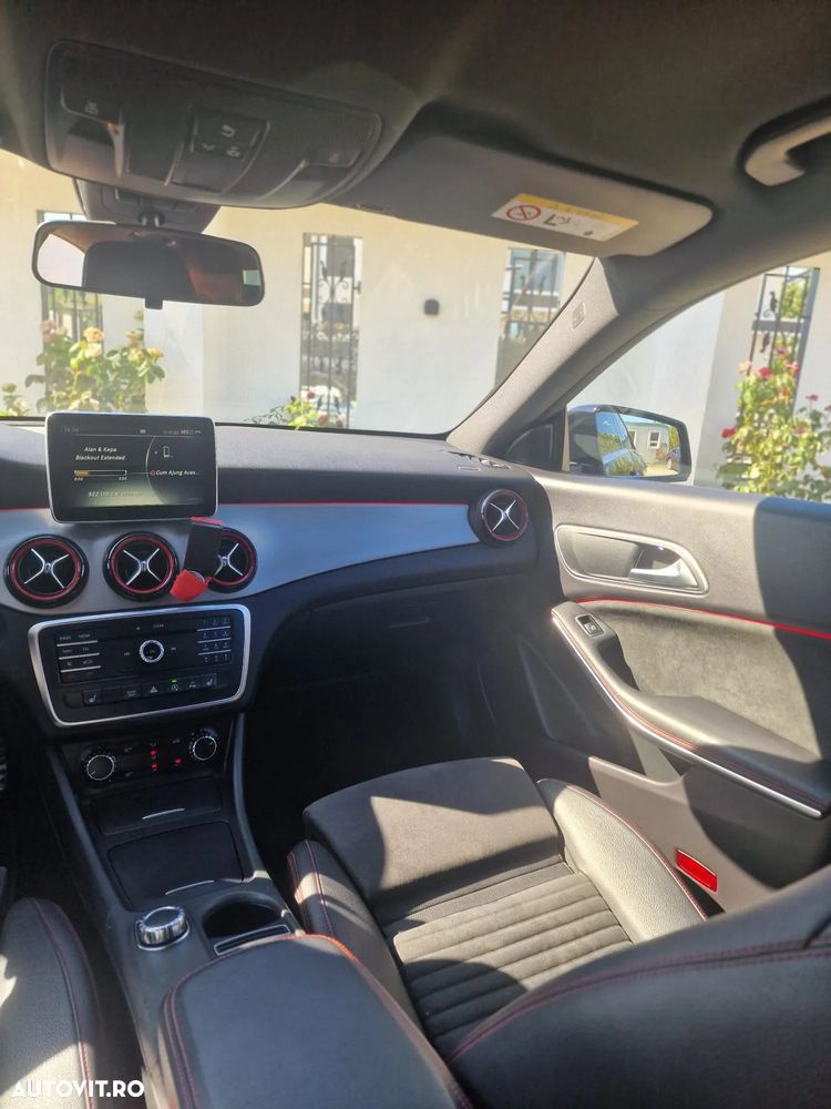 Mercedes-Benz CLA 250 Aut. - 16
