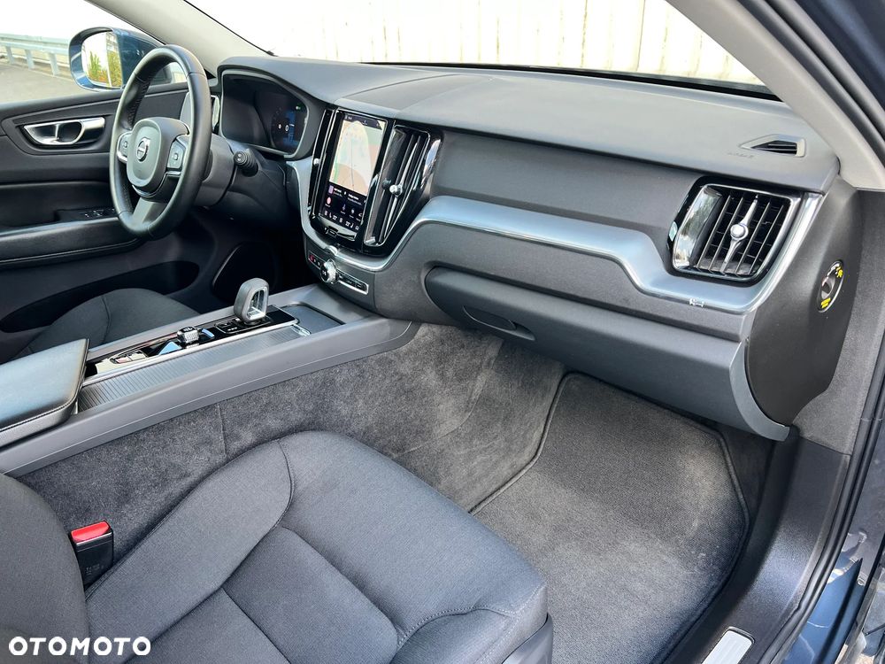 Volvo XC 60 B4 B Core - 16