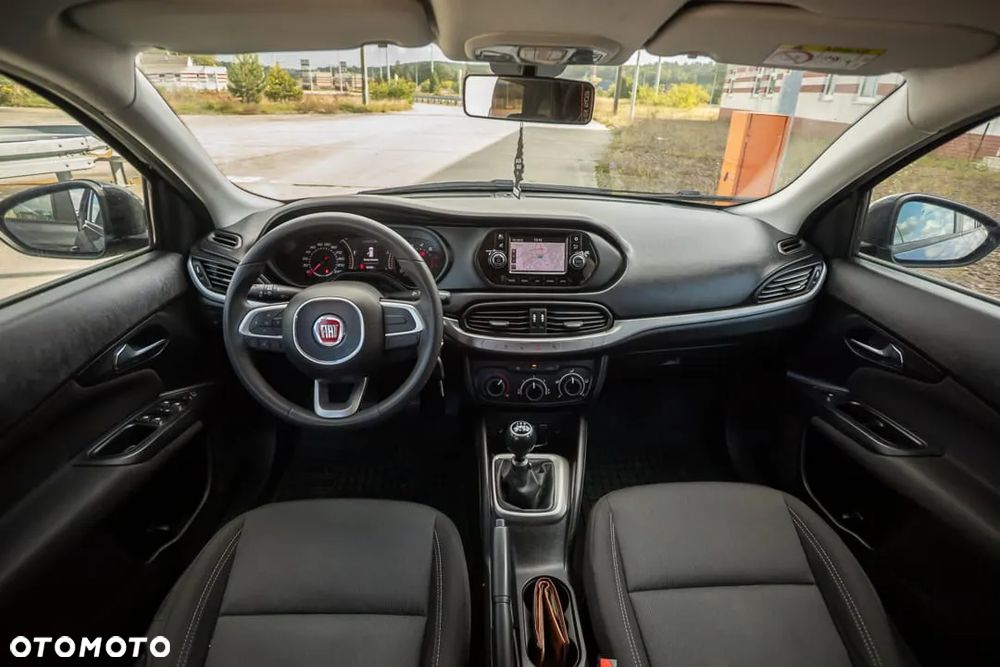 Fiat Tipo 1.4 16v Easy - 30