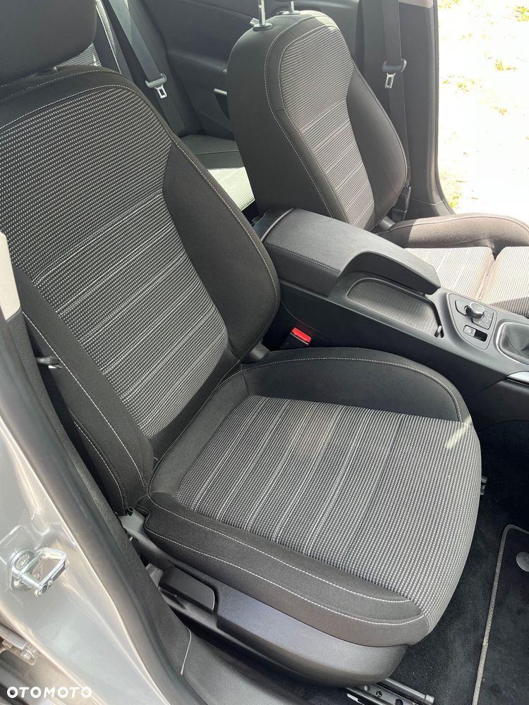 Opel Insignia 2.0 T Sport - 20
