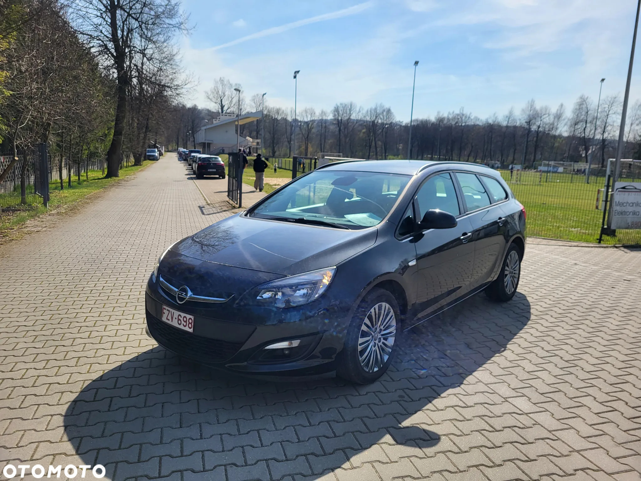 Opel Astra IV 1.4 T Cosmo - 10