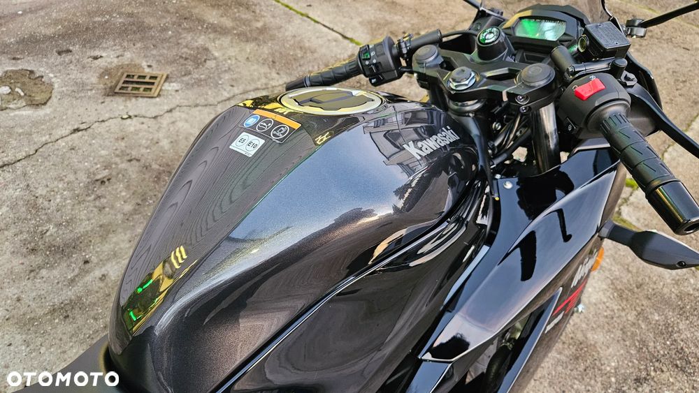 Kawasaki Ninja - 5