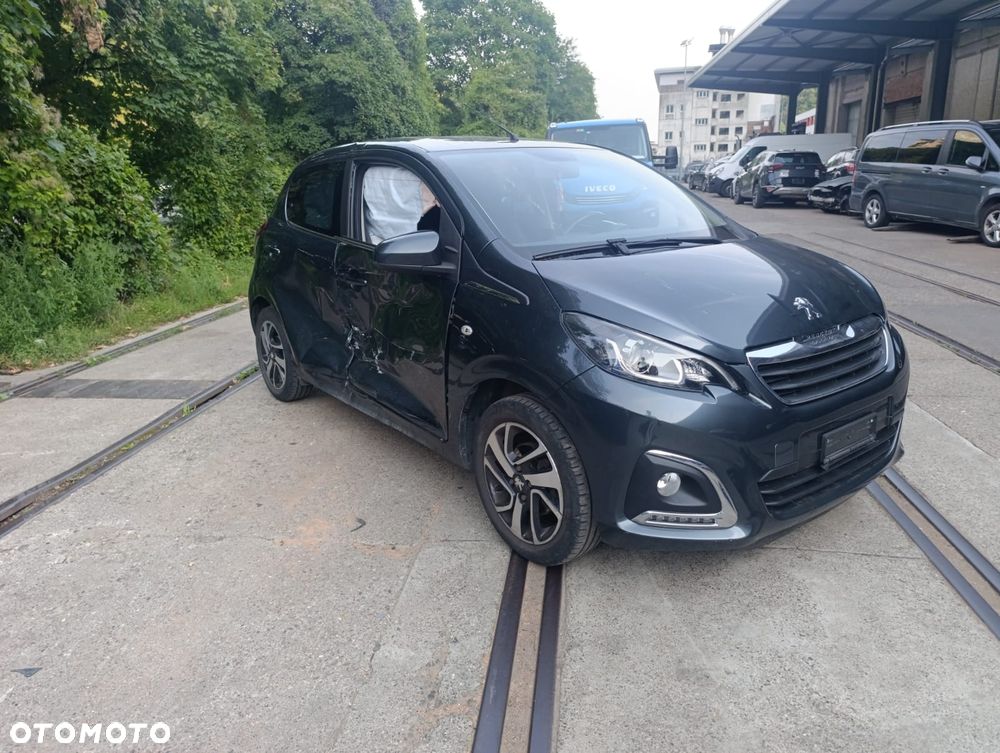 Peugeot 108 PureTech 82 Allure - 5