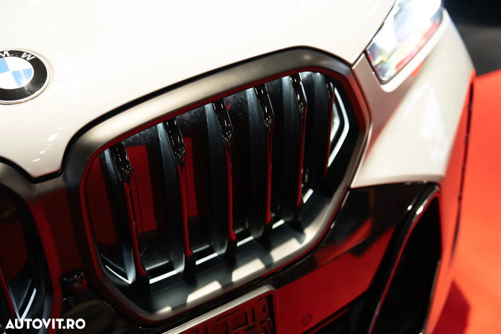 BMW X6 xDrive40i AT MHEV - 28