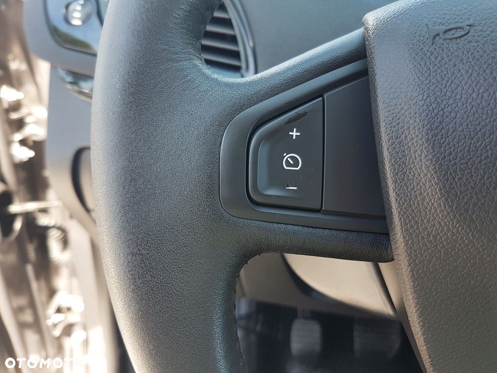 Renault Scenic 1.6 16V 110 Expression - 26