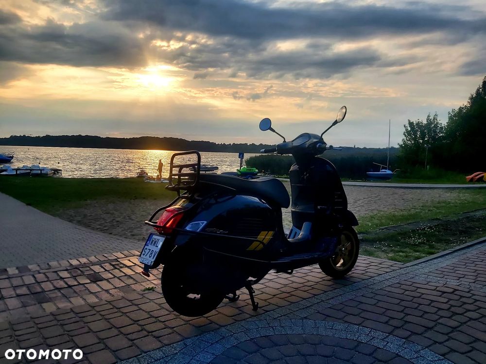 Piaggio Vespa - 11
