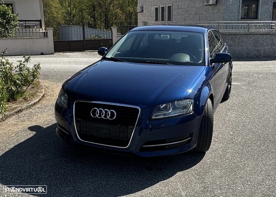 Audi A3 Sportback 1.6 TDI Ambiente - 1