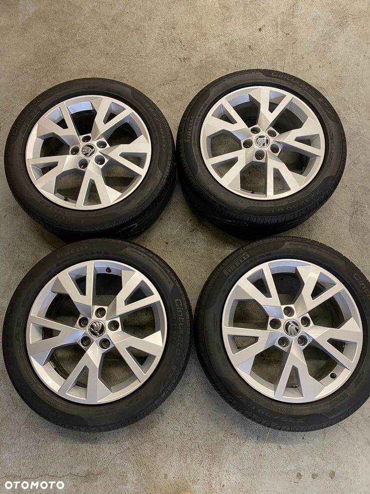 Alufelgi 5x112 Skoda 7Jx17 ET45 5E0601025S - 1