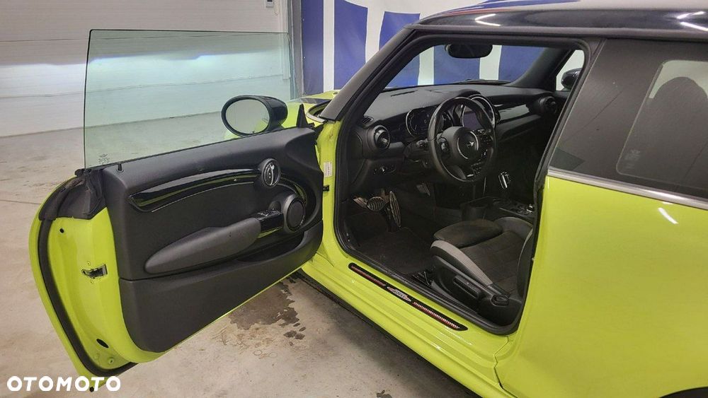 MINI John Cooper Works - 11