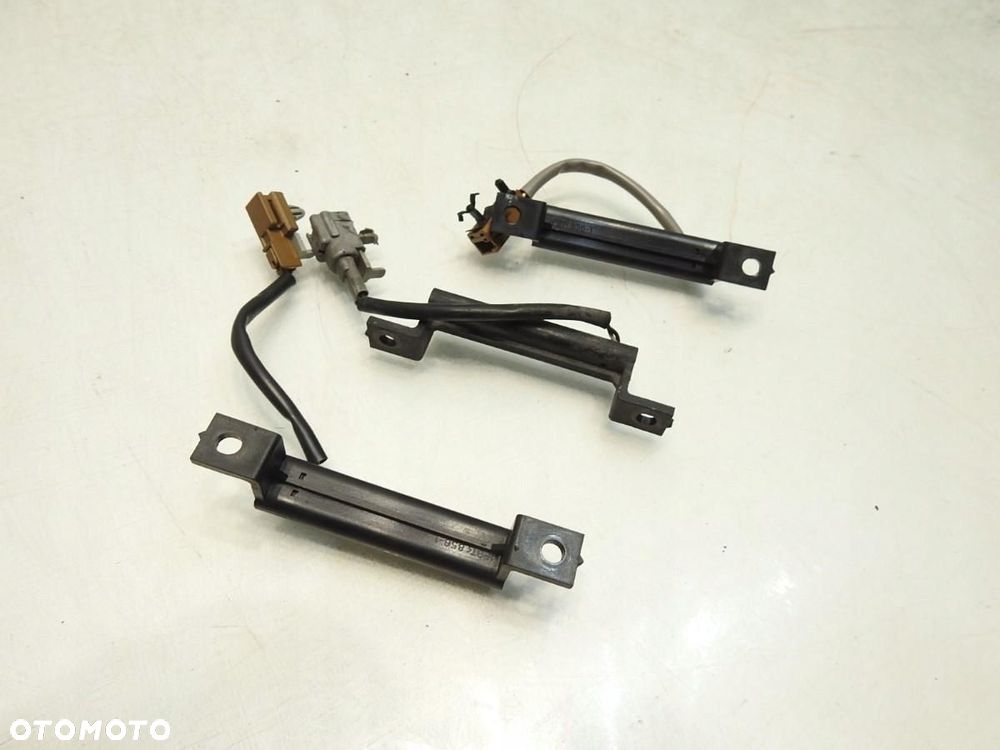 WZMACNIACZ ANTENY SUZUKI SWIFT IV - 6