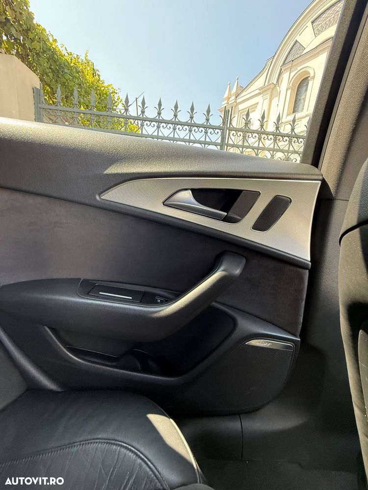 Audi A6 Avant 2.0 TDI Ultra S tronic - 12