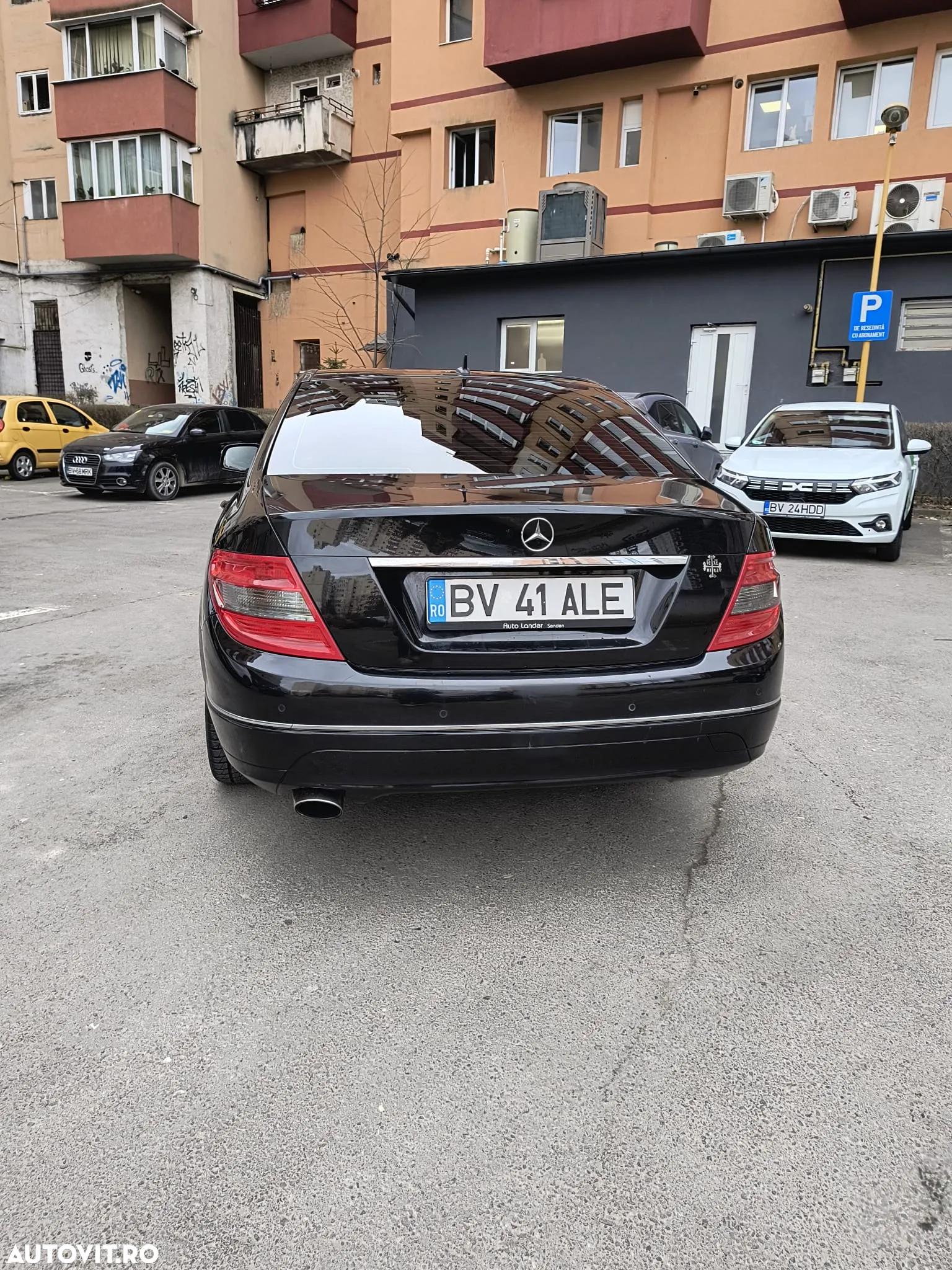 Mercedes-Benz C - 4