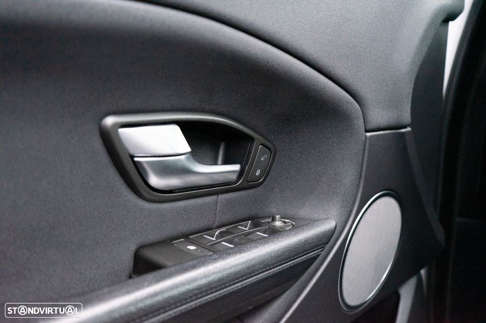 Land Rover Range Rover Evoque 2.0 TD4 SE Dynamic Auto - 23