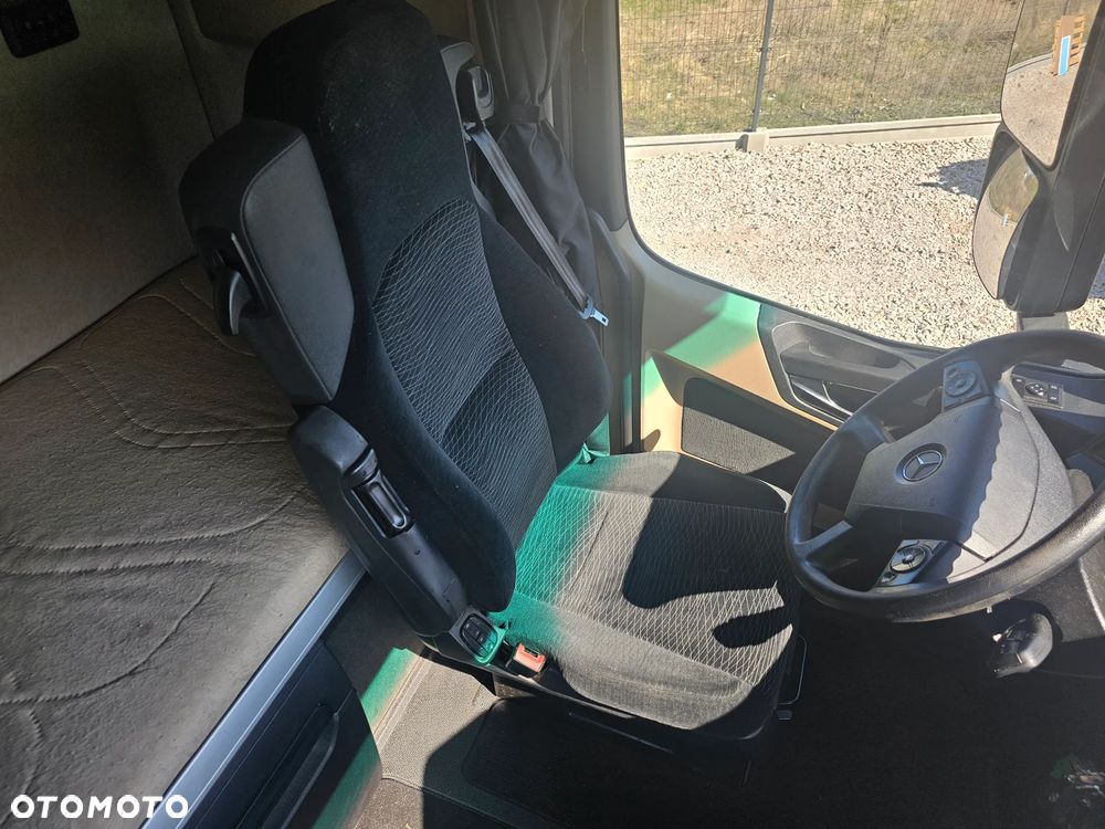 Mercedes-Benz Actros - 19