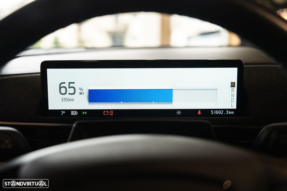 Ford Mustang Mach-E 98.7 kWh Premium - 17