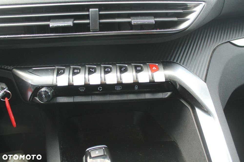 Peugeot 3008 - 26