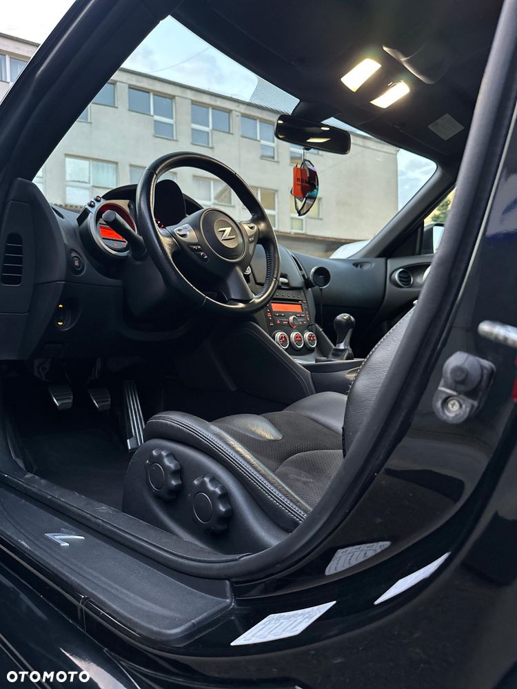 Nissan 370 Z 3.7 V6 - 9