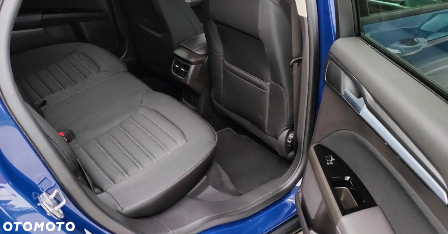 Ford Mondeo - 23