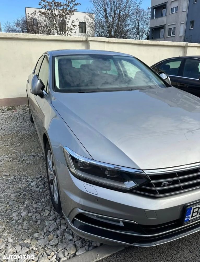 Volkswagen Passat 2.0 TDI DSG Comfortline - 6