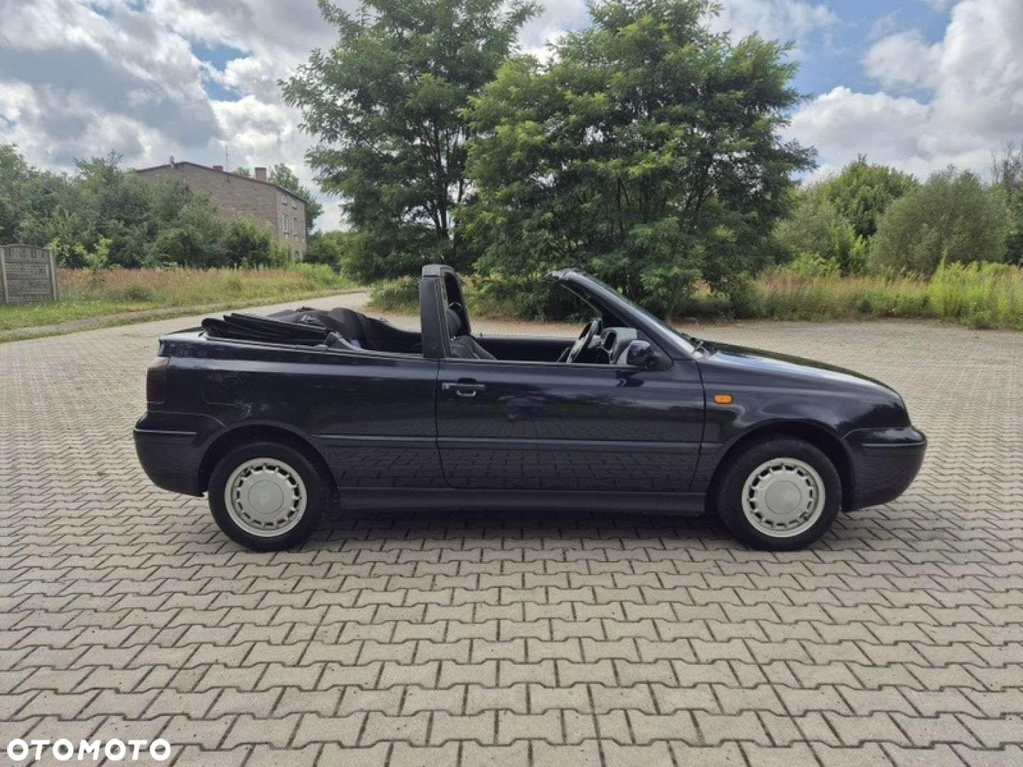 Volkswagen Golf - 11
