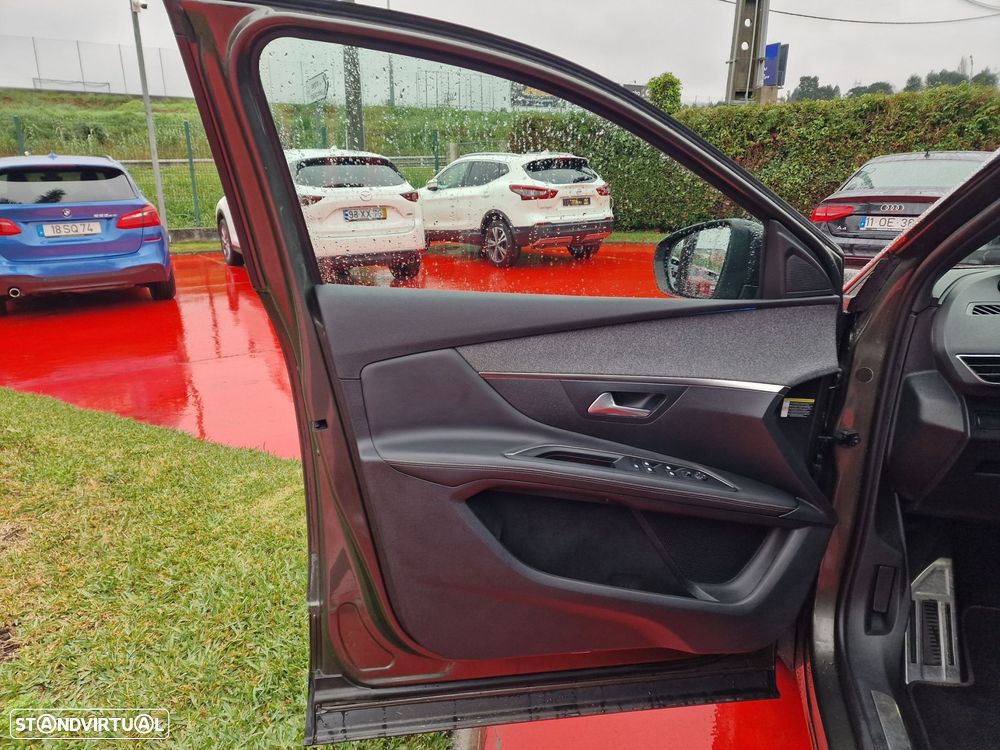 Peugeot 3008 1.6 BlueHDi GT Line Grip Control EAT6 - 9