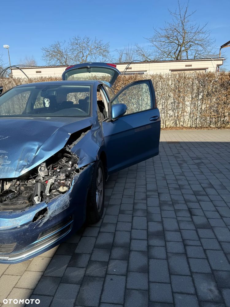 Volkswagen Golf 1.4 TSI BMT Highline DSG - 10