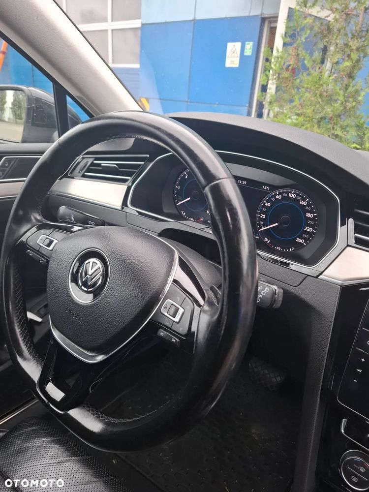 Volkswagen Passat 2.0 TDI Bi-Turbo BMT 4Mot Highline DSG - 7
