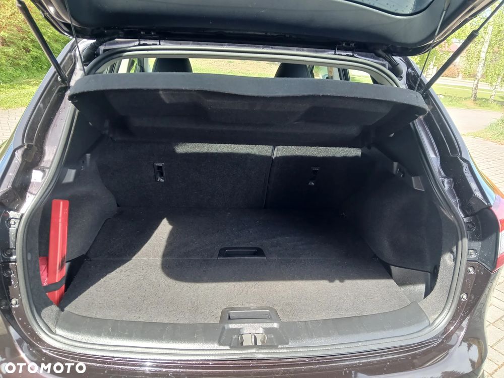 Nissan Qashqai 1.5 dCi N-Connecta - 19