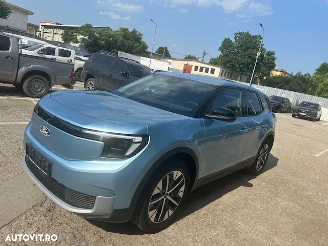 Ford Explorer RWD 77 kWh Extended Range Select - 4