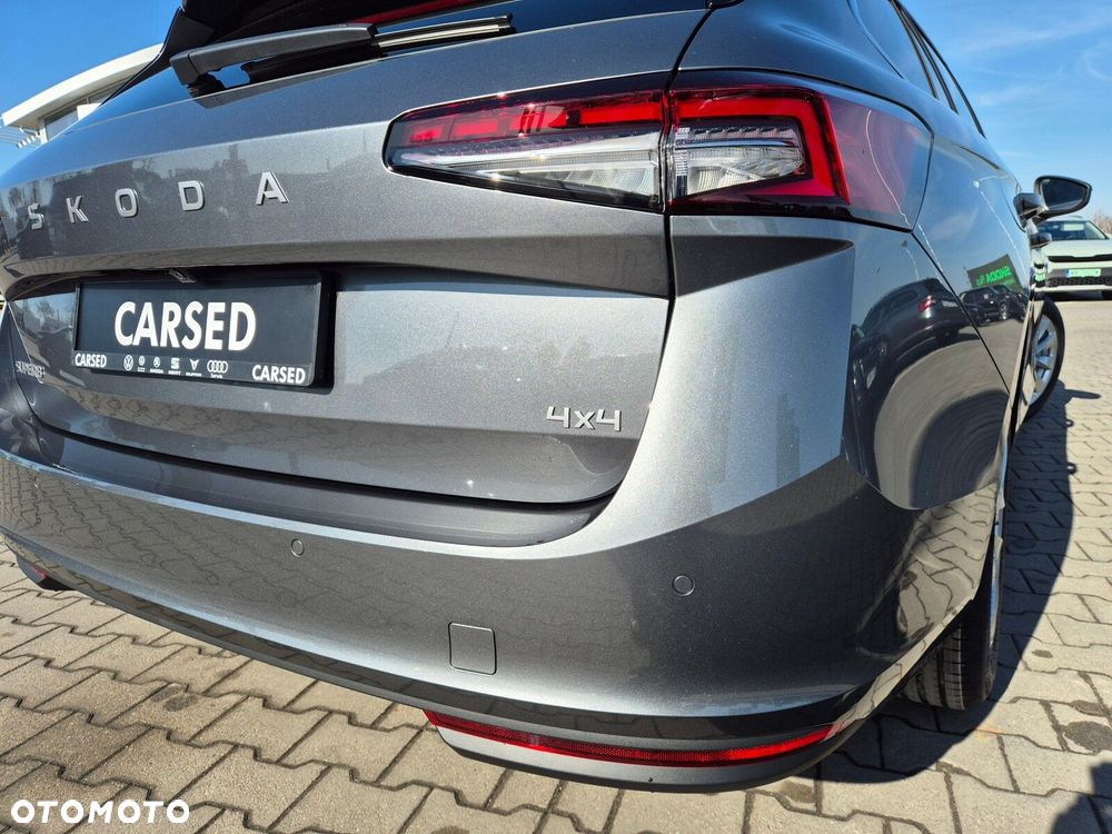 Skoda Superb 2.0 TDI SCR 4x4 Edition 130 DSG - 10