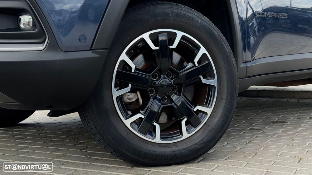 Jeep Compass 1.3 TG Trailhawk - 3