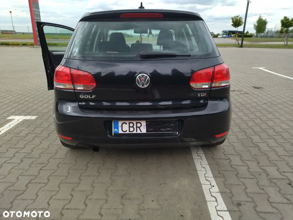 Volkswagen Golf 1.6 TDI Comfortline - 6