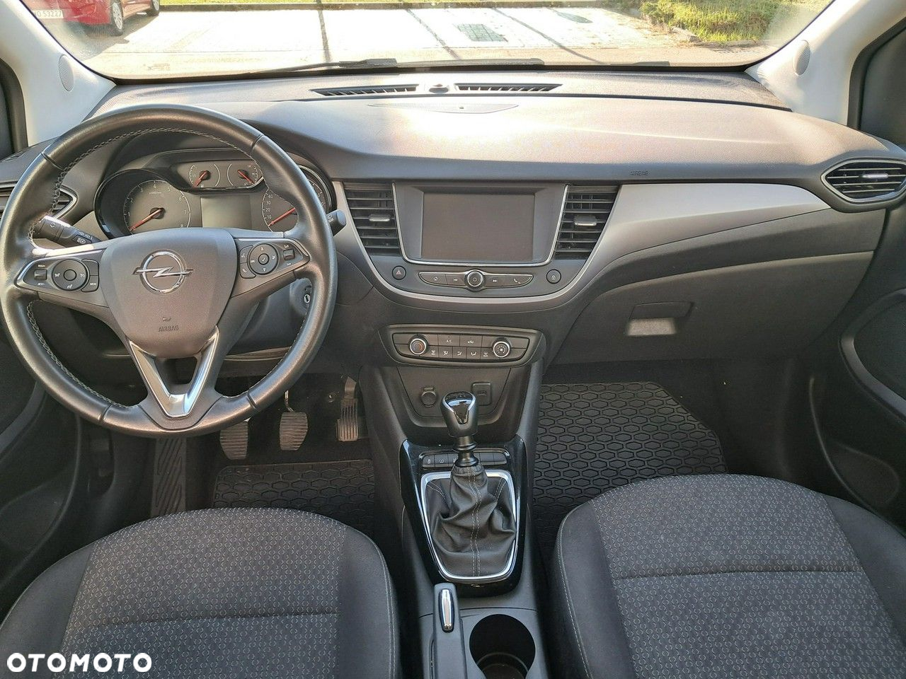 Opel Crossland - 8