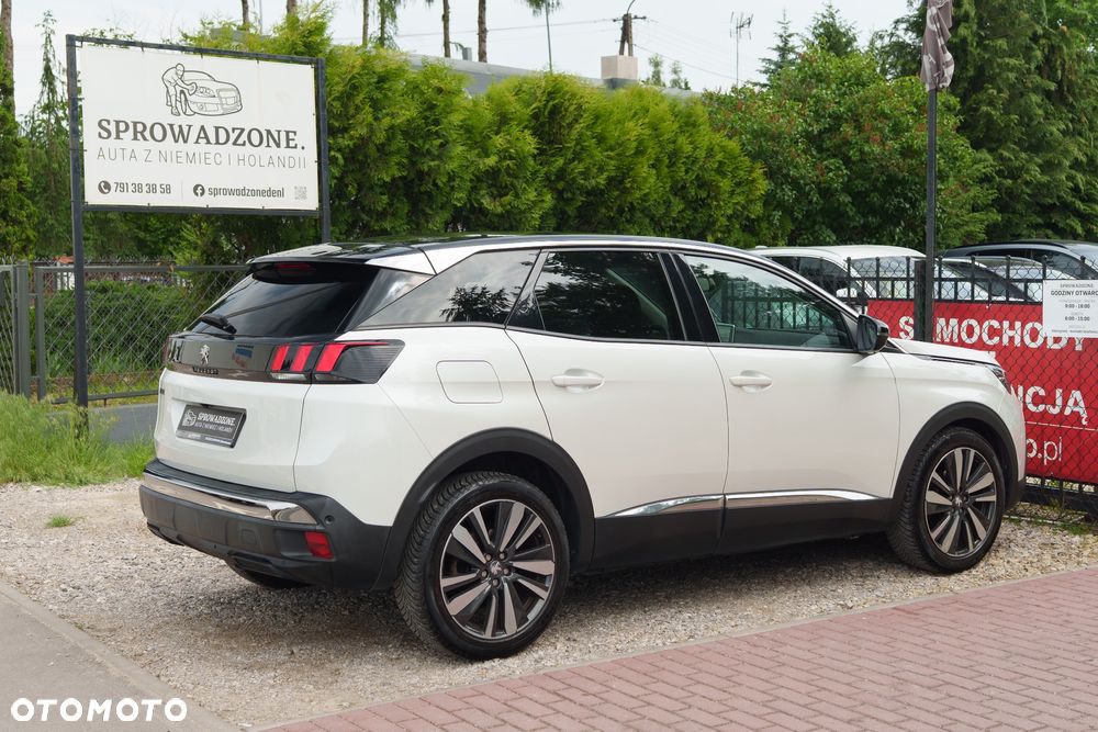 Peugeot 3008 1.2 PureTech GPF Allure S&S - 5