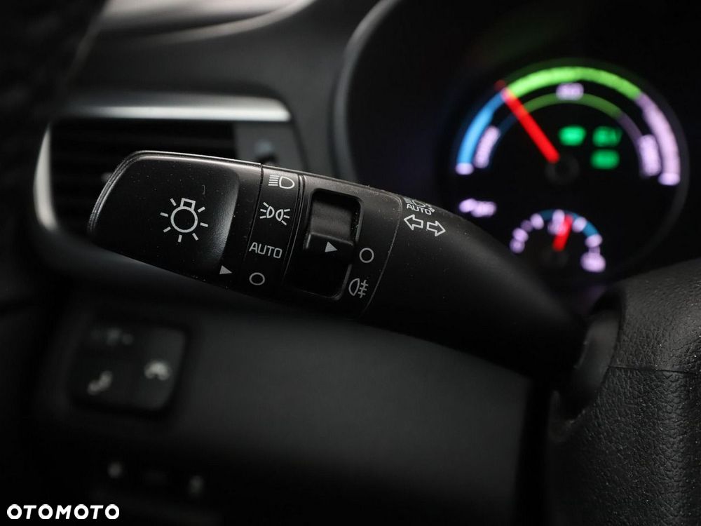 Kia Optima Plug-in Hybrid - 37
