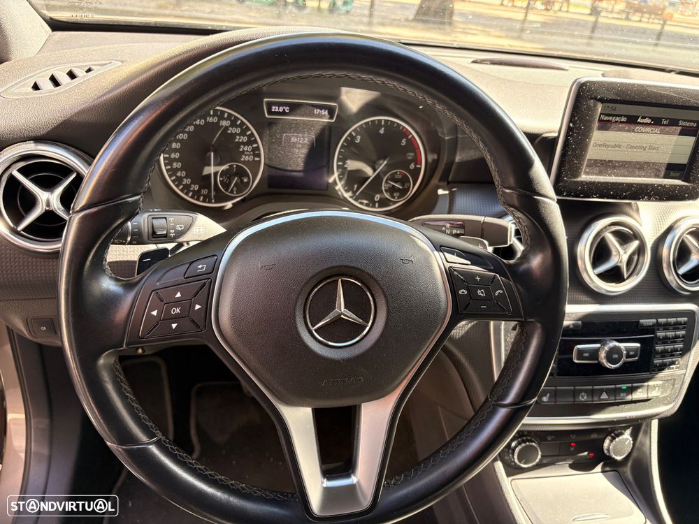 Mercedes-Benz A 180 CDI 7G-DCT Urban - 14